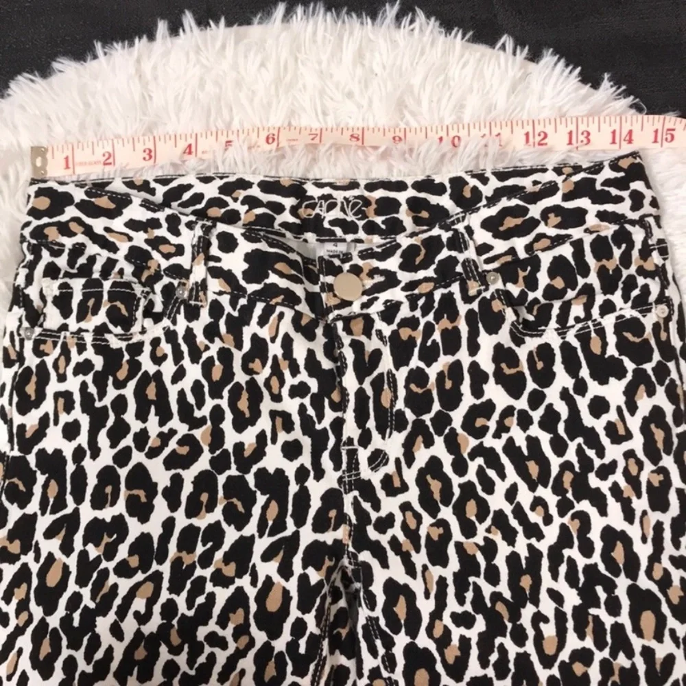 Cache Leopard Print Capris - Picture 8 of 8